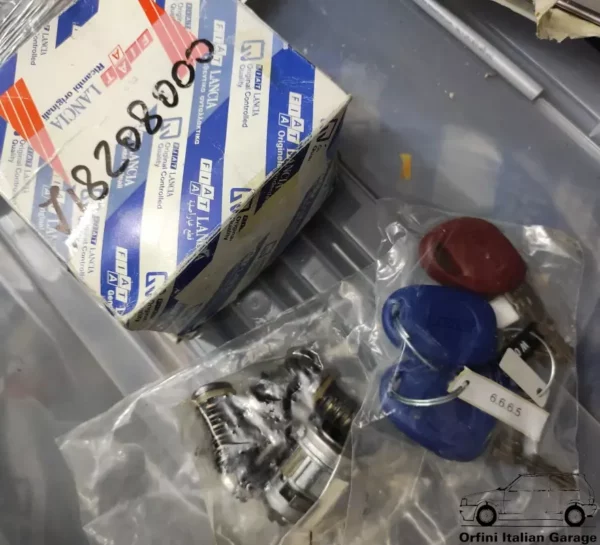 718208000 Lockset with Keys Fiat Cinquecento