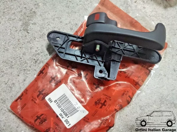 150104061 - Interior Door Left Handle Alfa Romeo 145 146 View Front
