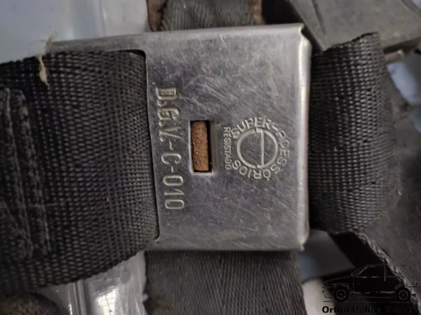 15701190 Front Seatbelt Fiat 126 View Front