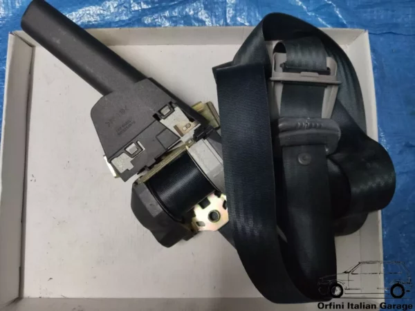 175049480 175011480 Fiat Coupe Front Right Seat Belt View Right