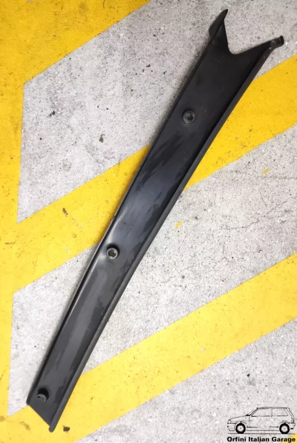 176283960 A Pillar Right Covering Lancia Delta Prisma View Front