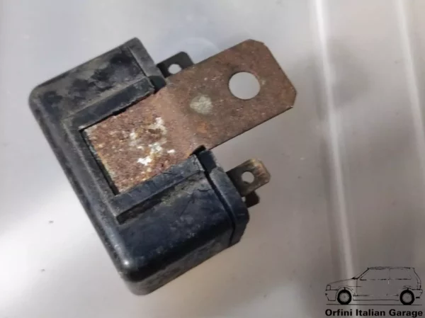 18.045.000 Relay Fiat Horn Clacson View Front