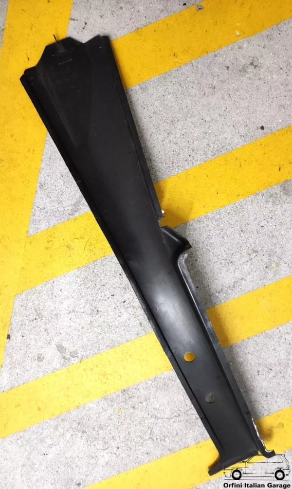 180026670 Right B Pillar Plastic Trim Cover Fiat Uno MK2 3 Doors View Front