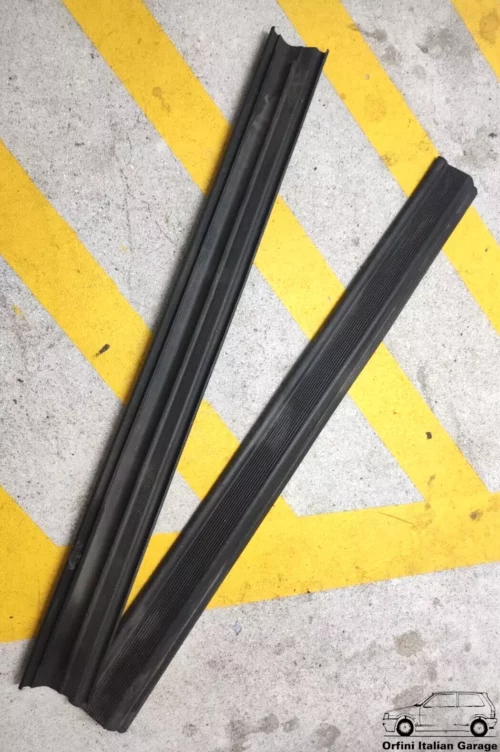 181859580 Plastic Mat Trim Moulding Fiat Cinquecento View Front