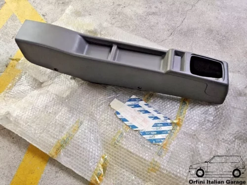182239160 - Center Console Grey Fiat Panda View Left