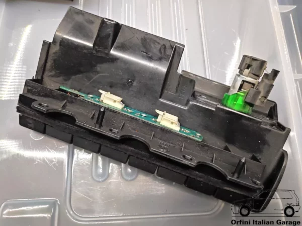 182318980 Dashboard Switch Hazard Wiper Lighter Panel Lancia Y10 View Rear