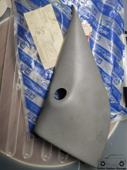 183002260- Interior Triangle Moulding Left Mirror Fiat Punto MK1 5 Doors View Front
