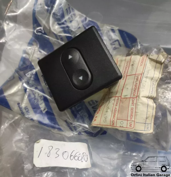 183066080 183449080 Right Window Switch Fiat Panda 141 View Front