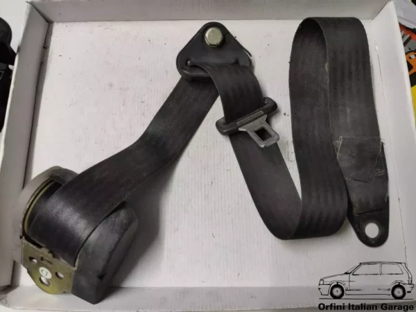 183470280 - Front Right Seatbelt - Fiat Panda 141 View Rear