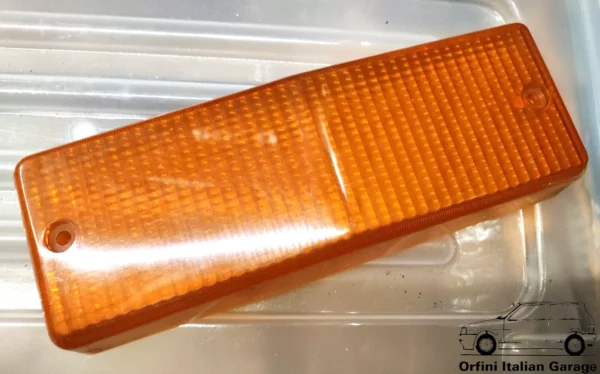 4248998 4249000 - Rear Right Indicator Lens Light Fiat 124 View Front