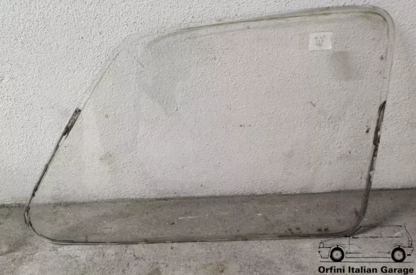 4276000 46575606 - Side Rear Right Window - Fiat 126 View Front