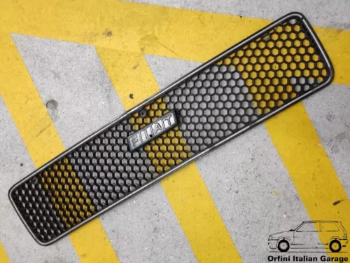 4312110 - Front Grill Griglia Mascherina Fiat 127 MK1 Prima Serie View Rear