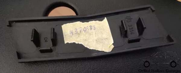 4320938 Radiator Grill Badge Stemma Scritta Fiat 131 View Front