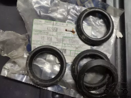 4329050 - Rubber Ring Gear Shift Fiat Croma Lancia Delta Thema View Front