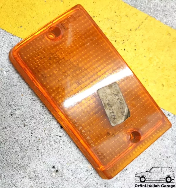 4330597 SIEM 9422 - Rear Left Indicator Lens Light Fiat 132 View Front