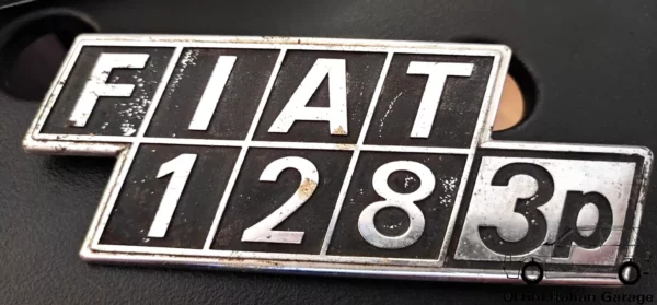 4362435 Rear Badge Scritta Stemma Fiat 128 3P View Rear