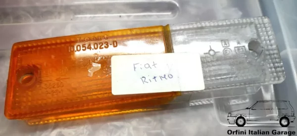 4388959 Fiat Ritmo Strada MK1 Front Right Indicator Lens View Front