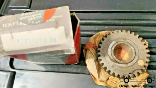 4392625 - 3rd Gear Gearbox Fiat X1/9 Ritmo 128 View Front