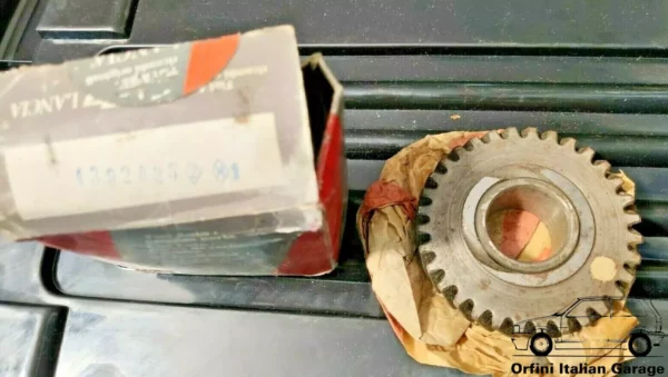 4392625 - 3rd Gear Gearbox Fiat X1/9 Ritmo 128 View Front