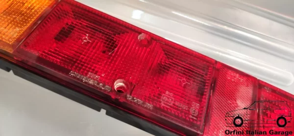 4398259 4410328 4467786 - Rear Right Tail Light Fiat Ritmo MK1 View Front