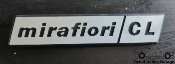 4408165 Badge Scritta - Fiat 131 Mirafiori CL View Front