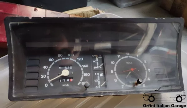 4450040 Fiat Ritmo 60CL Instrument Panel Strumentazione View Right