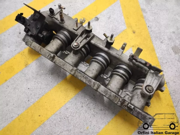 46453472 46453218 - Intake Manifold Throttle Body Fiat Coupe Marea 2.0 20V Turbo View Right