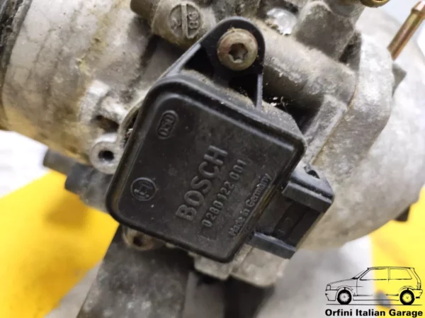 46453472 46453218 - Intake Manifold Throttle Body Fiat Coupe Marea 2.0 20V Turbo View Front Close Up