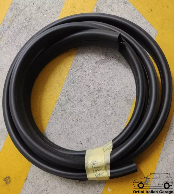 46456595 46826199 Rear Side Door Rubber Lancia Lybra Sedan / SW View Front