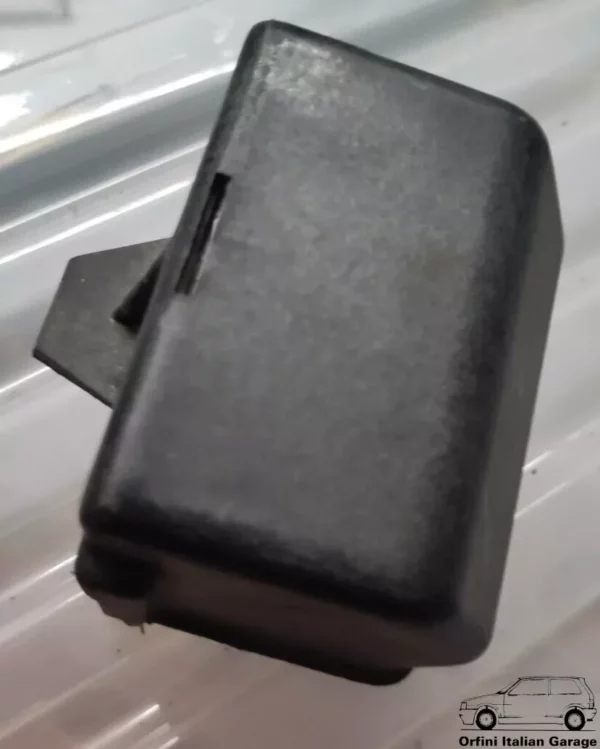 46555124 46557312 Fuel Pump Relay Cover Fiat Cinquecento Seicento Sporting View Right