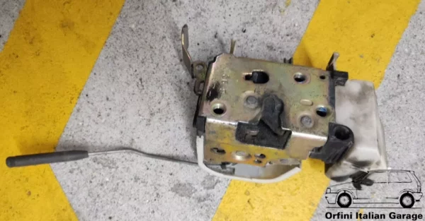 46759839 46533835 - Front Right Door Lock Fiat Coupe Punto 176 MK1 5 Doors View Right