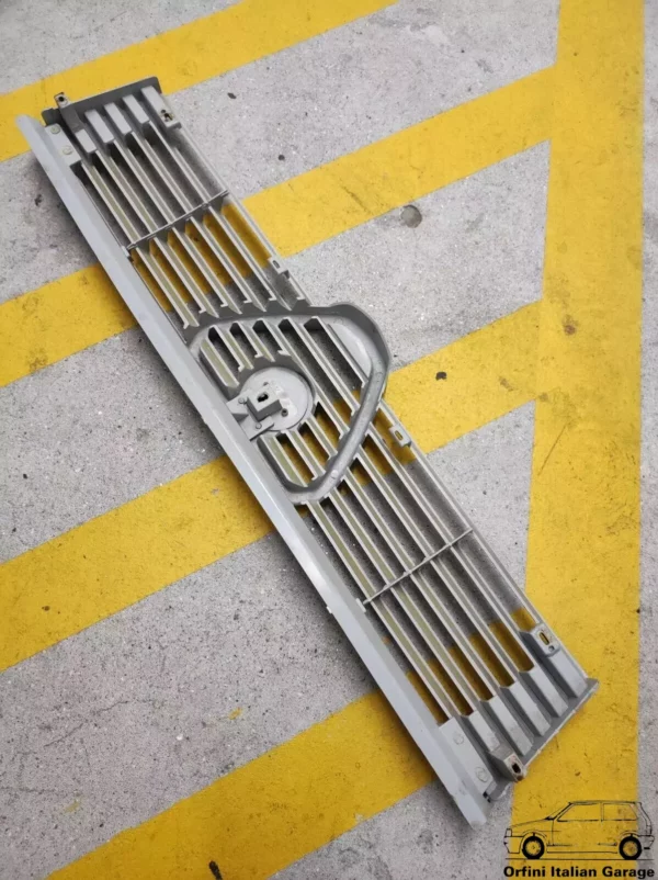 503996 Radiator Grill Mascherina Alfa Romeo Alfasud Terza Serie View Front