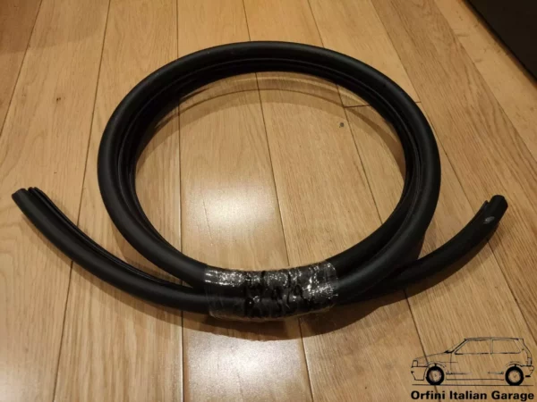 5887911 Rear Door Rubber Fiat Panda 141 Van View Front