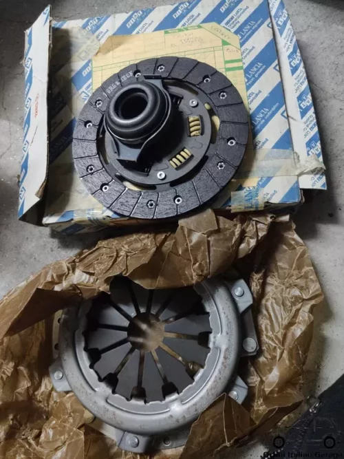 5888488 5881100 5888352 Fiat Lampredi Clutch Kit View Front