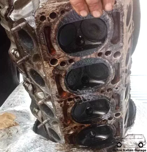 5890454 5888923 5889061 5888426 5882252 Engine Head Testa Lancia Delta HF Turbo View Front