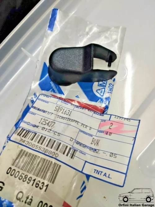 5891631 - Windscreen Wiper Arm Nut Plastic Cover - Fiat Seicento Cinquecento Y10 View Front