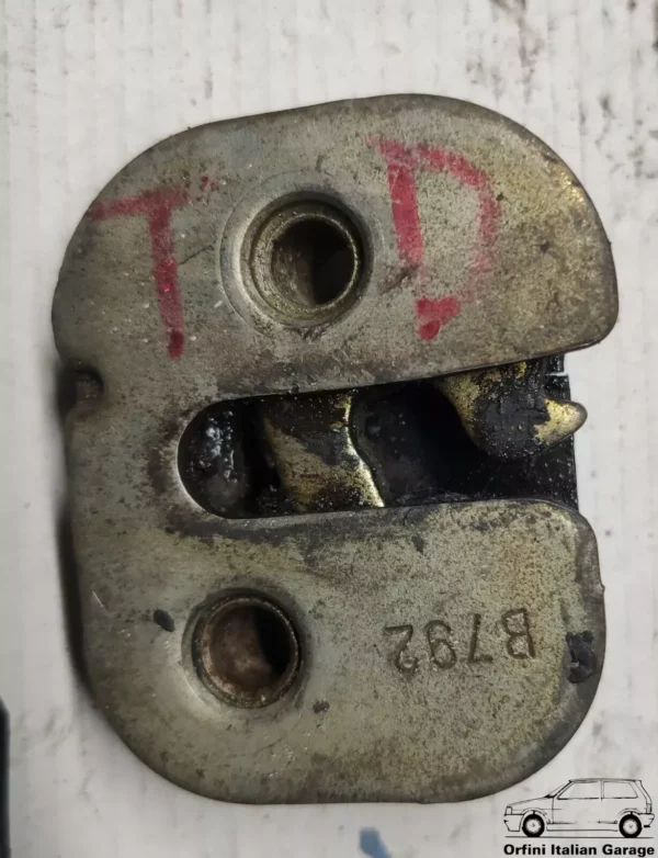 5941515 Fiat Uno MK1 MK2 Lancia Y10 Right Door Lock View Front