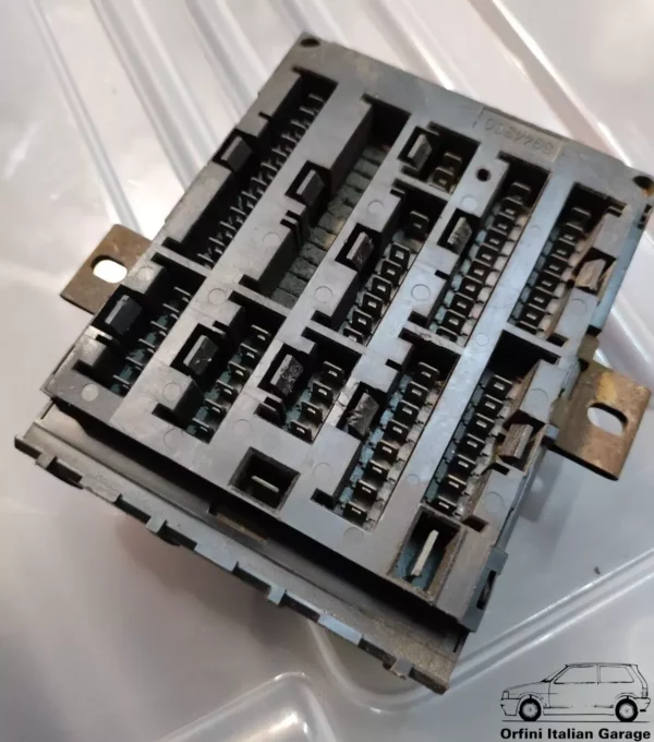 5944360 - Fuse Box Fiat Uno Lancia Y10 Ritmo Regata Delta 831 4WD Integrale View Right