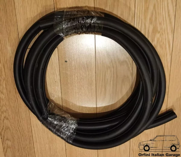 5952228 5952160 Front Side Door Rubber Fiat Uno MK1 MK2 5 Door View Front