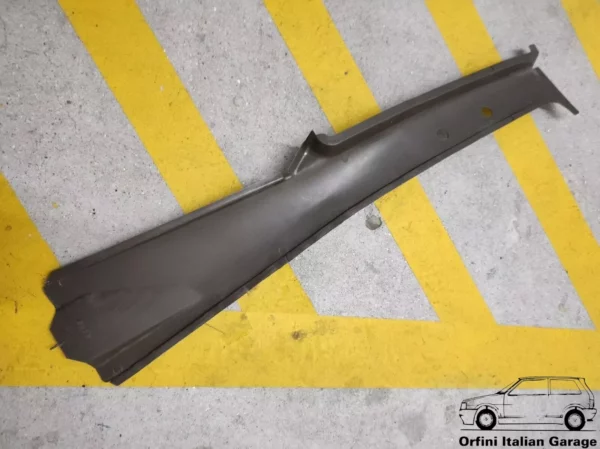 5956072 Brown Right B Pillar Plastic Covering Fiat Uno MK1 View Front