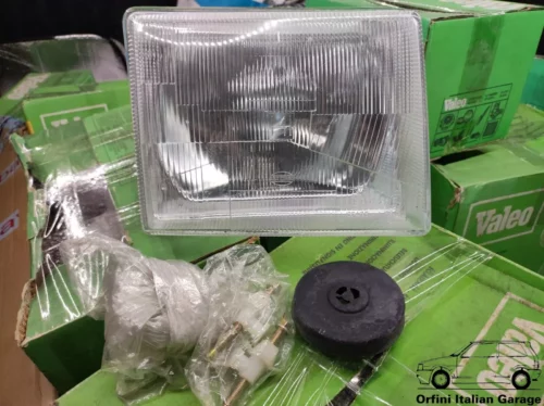 5957063 5960486 7075464 5952108 Front Right Headlight Fiat Uno MK1 View Rear