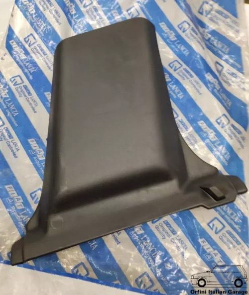 5961753 Right Plastic Trim Carpet Mat B Pillar - Fiat Uno MK1 MK2 5 Doors View Rear