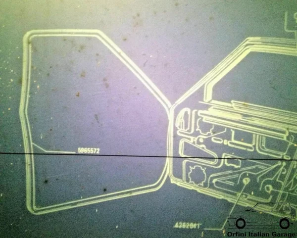 5965572 7586211 Front Side Door Rubber Fiat Ritmo Strada MK2 MK3 5 Doors View Rear