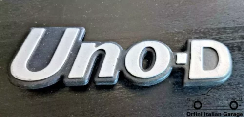 5974549 Fiat Uno D Diesel Rear Badge View Front