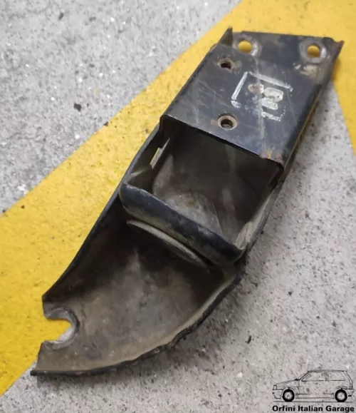 5977412 Torsion Bar Engine Sump Guard Bracket Support Fiat Panda 141 4x4 View Rear