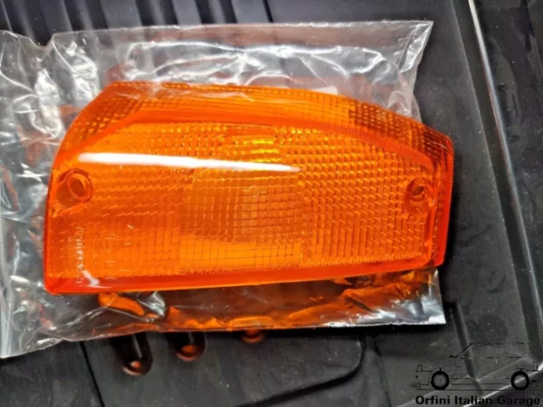 5979944 Right Blinker Indicator Lens - Autobianchi Lancia Y10 Prima Serie View Front