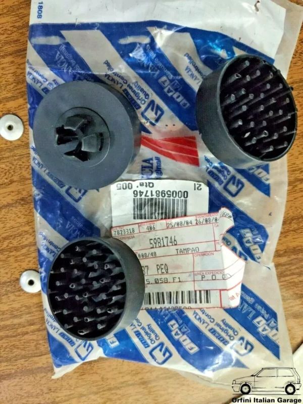 5981746 5947631 - Bumper Wick Rubber Pad Fiat Uno Lancia Y10 View Front