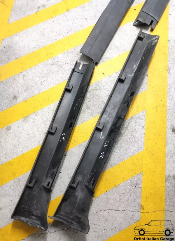 60503562 60503563 60503564 60503565 Side Skirts Minigonne Alfa Romeo 33 905 View Front