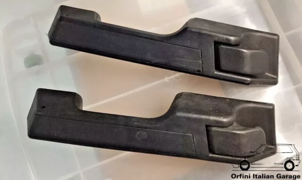 60504425 60503785 60503748 60504484 Right Door Handle - Alfa Romeo 33 View Rear