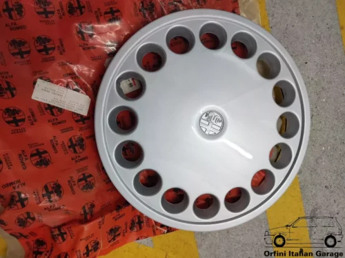 60511670 60607489 Alfa Romeo 33 75 164 R14 Wheel Hub Cap Borchie Coprimozzo View Rear